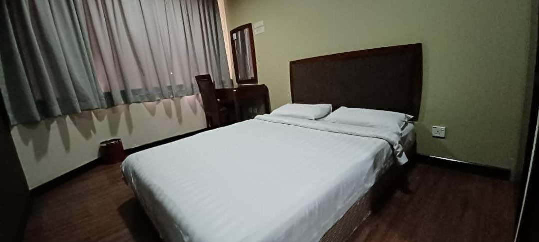 Hotel Sadong88 Kota Kinabalu Exterior foto