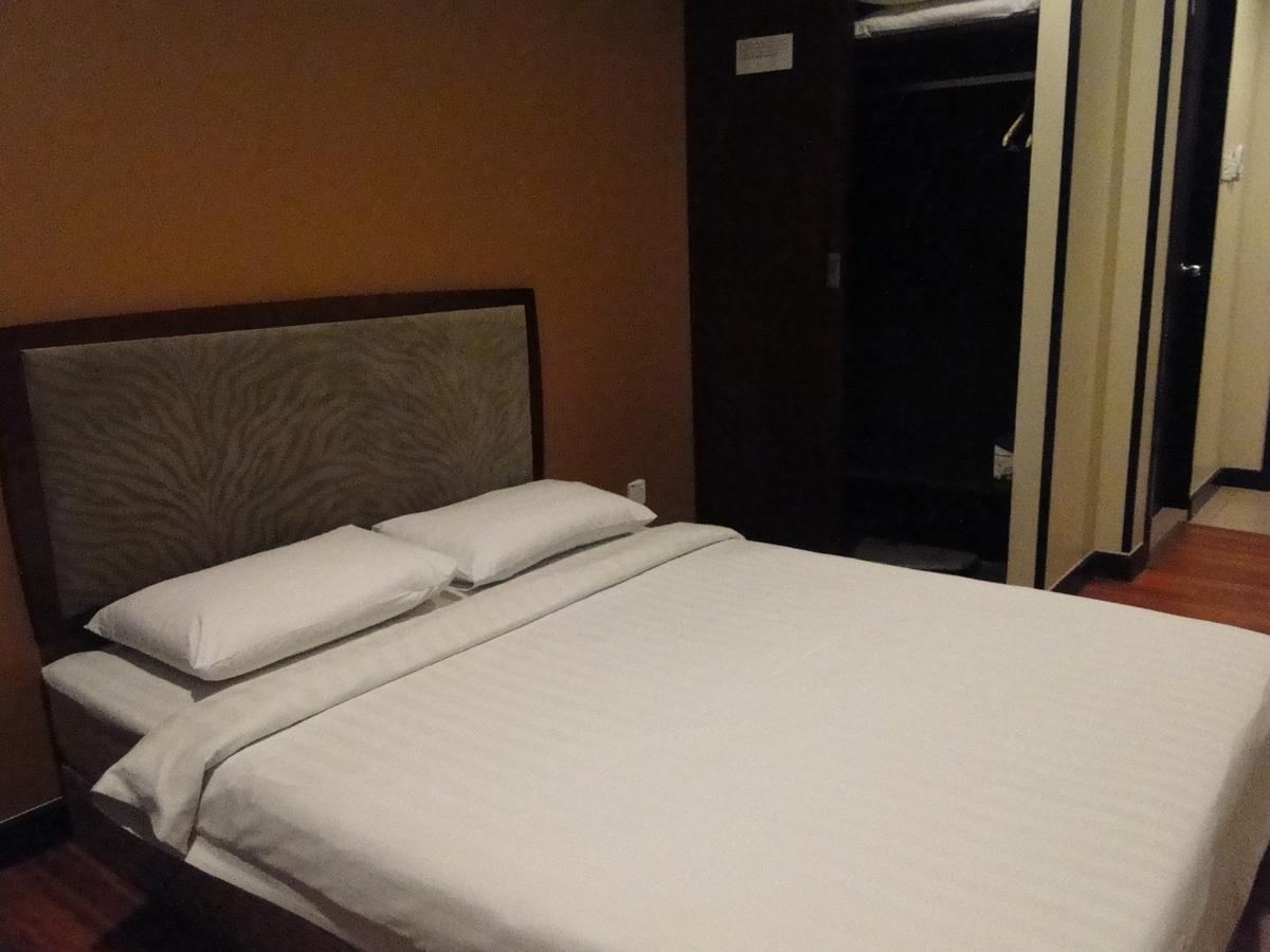 Hotel Sadong88 Kota Kinabalu Exterior foto